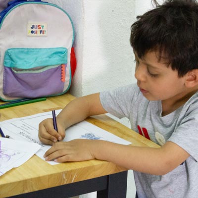 Los niños aprende de Cristo